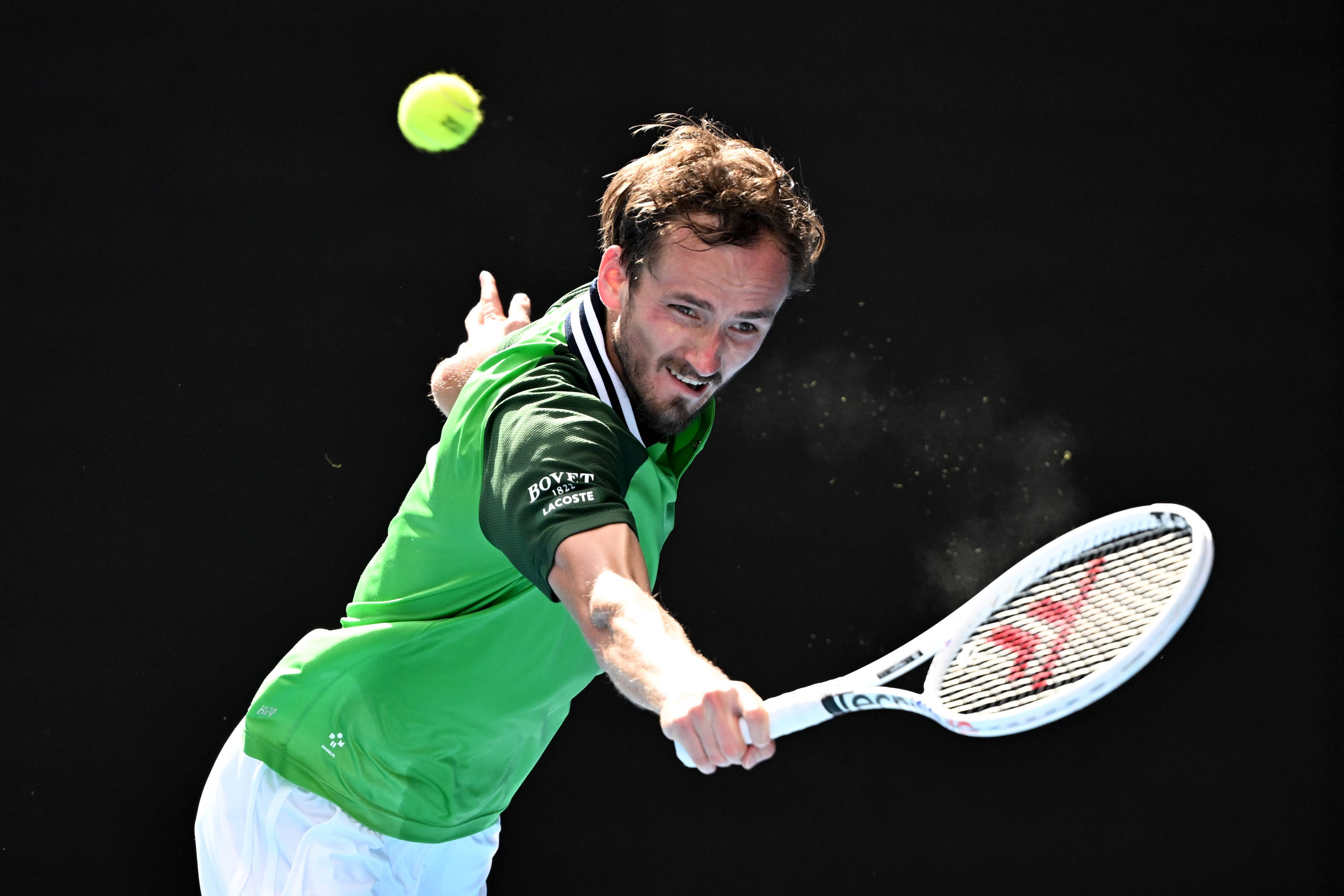 德国网球队横扫世界网球队,梅德韦杰夫爆发神勇的简单介绍 德国网球队横扫世界网球队,梅德韦杰夫爆发神勇的简单介绍