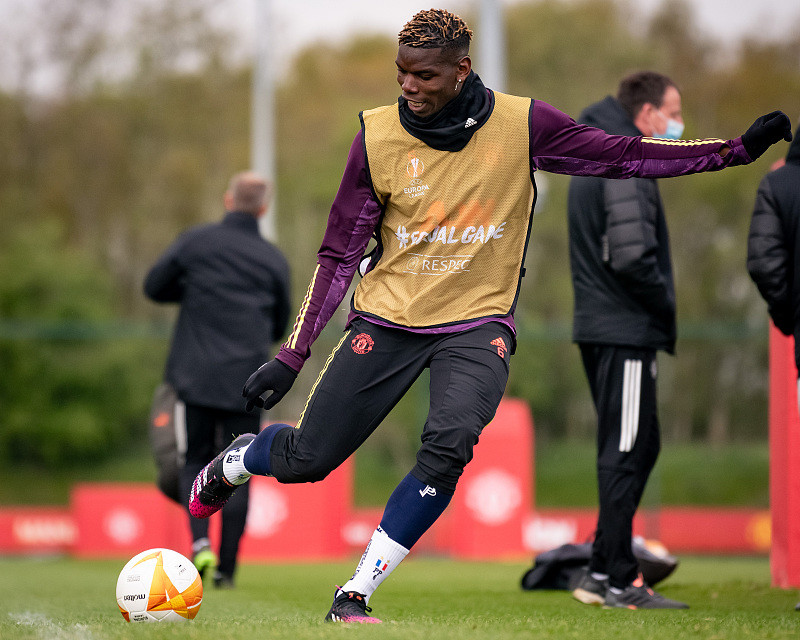 开云足球直播-乌拉圭绝地反击罗马,博格巴2绝境逆转