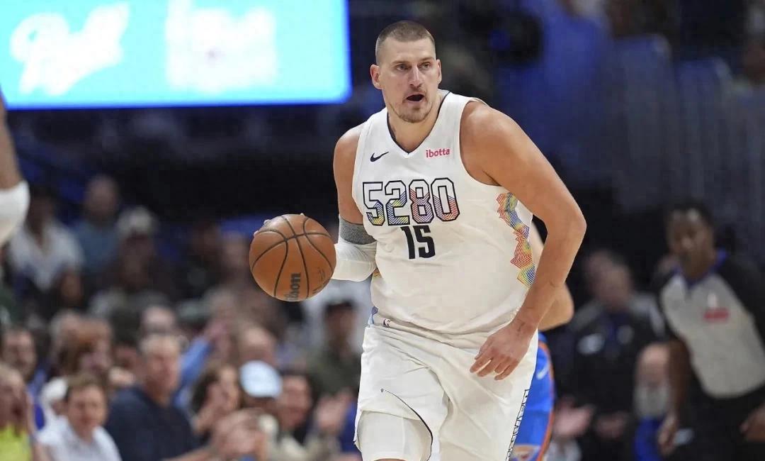 开云足球直播-关于墨西哥男篮逆转黄蜂,卡鲁索三分雨点燃全场的信息