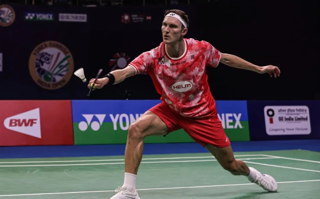 包含中国羽毛球队险胜日本羽毛球队，安赛龙高光表现的词条