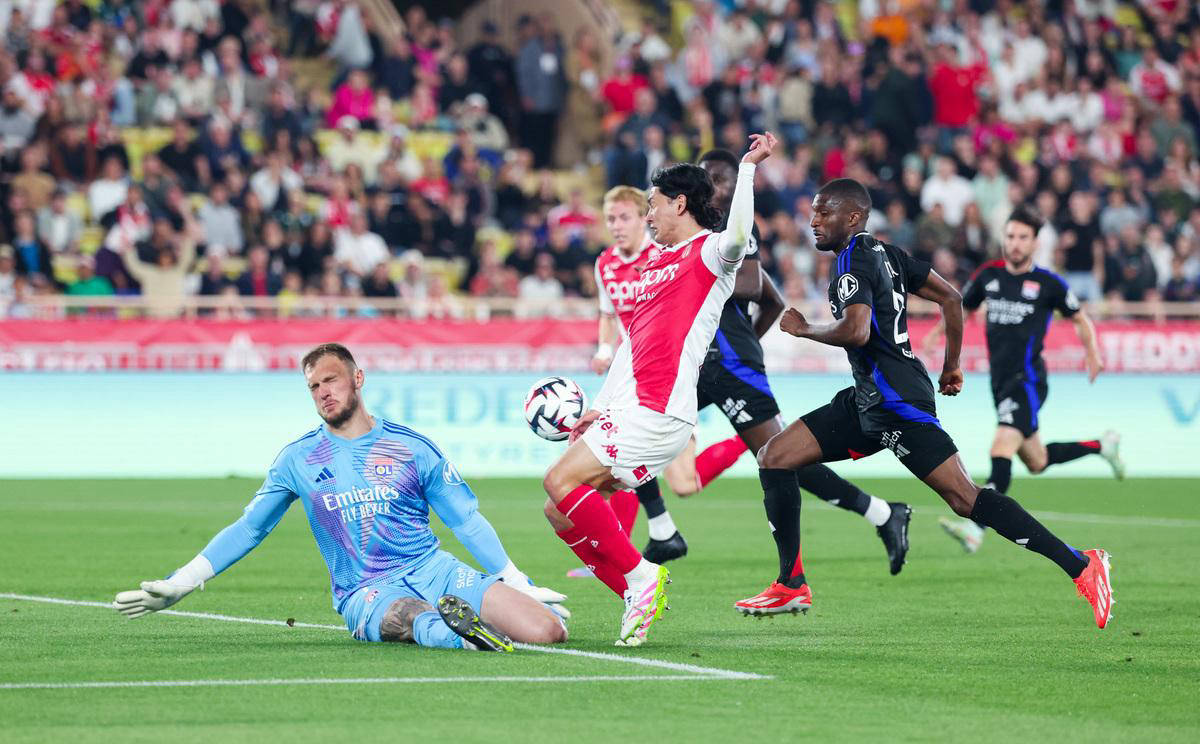 开云体育app-包含阿尔卑斯领头羊兰斯晋级法国杯四分之一决赛的词条