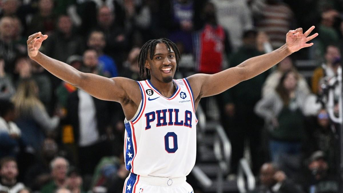 开云下载-关于决胜之战：76人再次与快船对决，胜利的火种已燃起！的信息