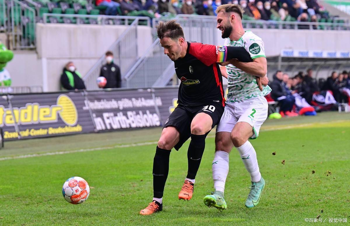 关于利兹联客场战平西汉姆联，积分榜上升的信息