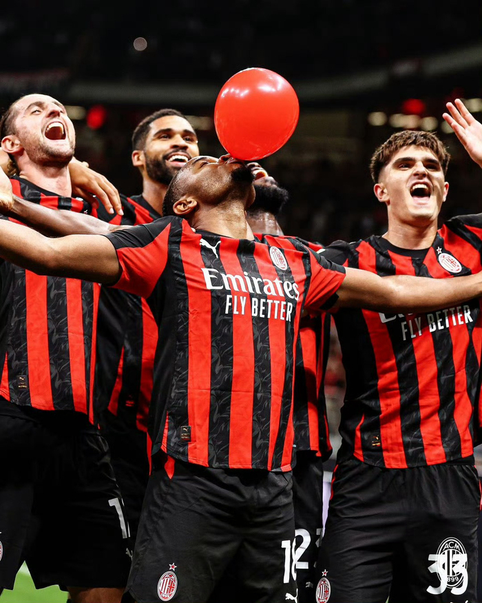 关于AC米兰球员集体表现出色，取得关键胜利的信息
