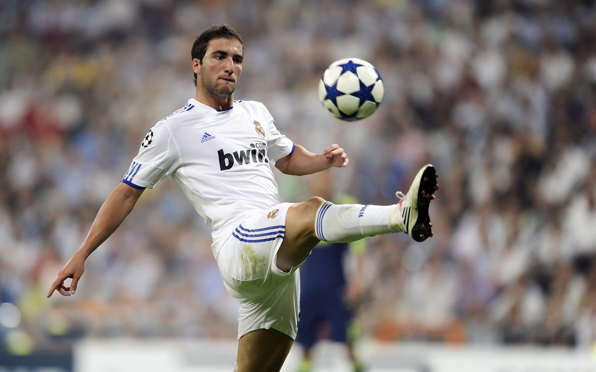 奇才狂胜活塞，一场季后赛焦点战背后的战术革命