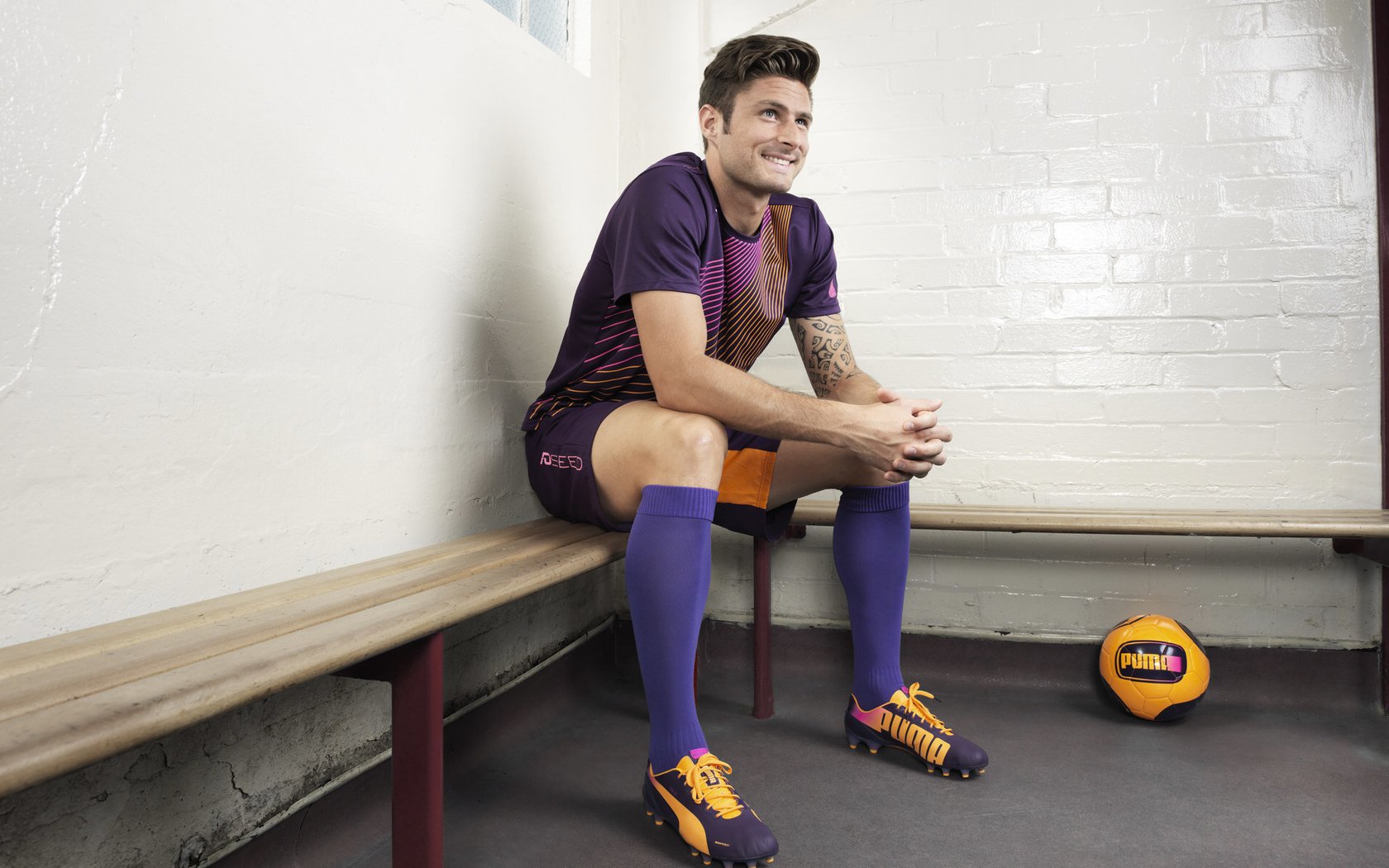 乌克兰力克罗马，阿什拉夫刷新纪录背后的足球新纪元